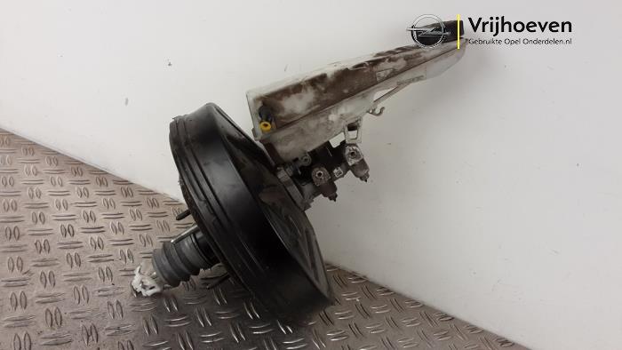 Usagé Assistant de freinage Opel Vivaro 2.0 CDTI 122 Prix € 75,00 Règlement à la marge proposé par Autodemontage Vrijhoeven B.V.