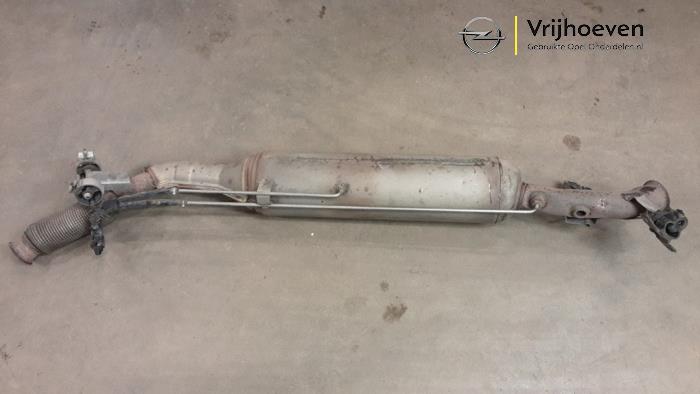 Used Particulate filter Opel Vivaro 2.0 CDTI 122 Price € 600,00 Margin scheme offered by Autodemontage Vrijhoeven B.V.