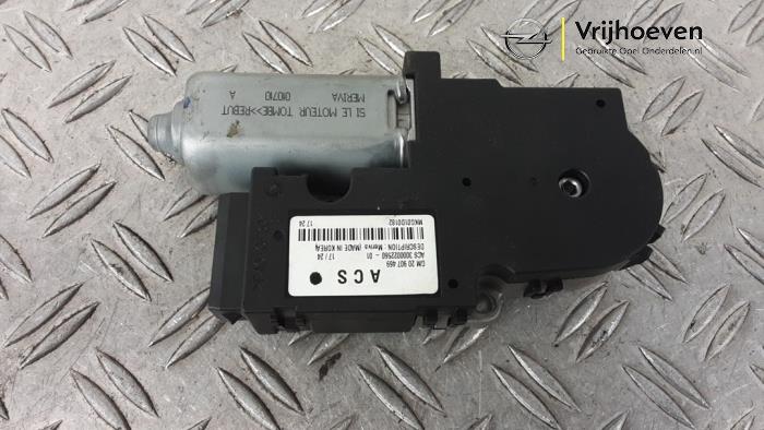 Używane Silnik szyberdachu Opel Meriva (B) 1.4 Turbo 16V Ecotec Cena € 35,00 Procedura marży oferowane przez Autodemontage Vrijhoeven B.V.