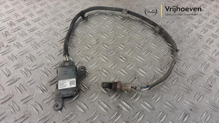 Używane Czujnik Nox Opel Combo Cargo 1.5 CDTI 100 Cena € 50,00 Procedura marży oferowane przez Autodemontage Vrijhoeven B.V.