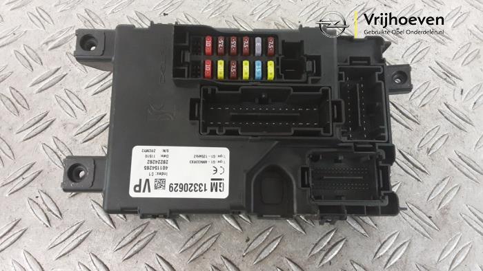 Used Body control computer Opel Corsa D 1.6i OPC 16V Turbo Price € 60,00 Margin scheme offered by Autodemontage Vrijhoeven B.V.