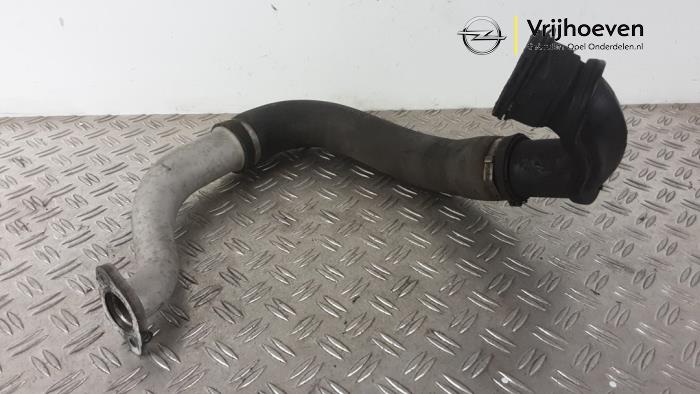 Usagé Tuyau intercooler Opel Zafira Tourer (P12) 2.0 CDTI 16V 130 Ecotec Prix € 100,00 Règlement à la marge proposé par Autodemontage Vrijhoeven B.V.