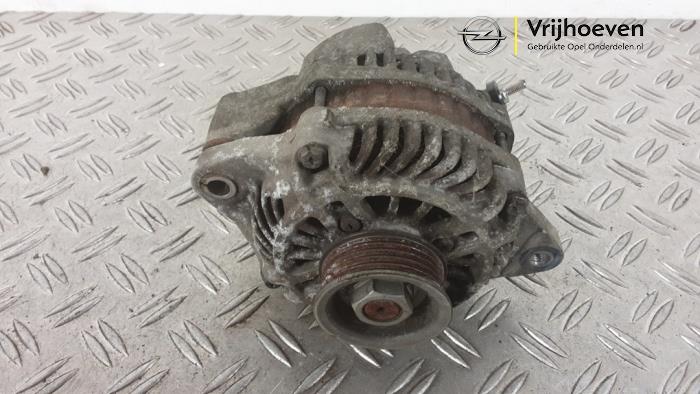 Usagé Dynamo Opel Agila (B) 1.2 16V Prix € 35,00 Règlement à la marge proposé par Autodemontage Vrijhoeven B.V.