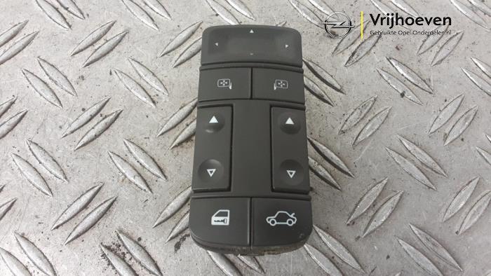 Używane Przelacznik combi okienny Opel Vectra C 1.8 16V Cena € 50,00 Procedura marży oferowane przez Autodemontage Vrijhoeven B.V.