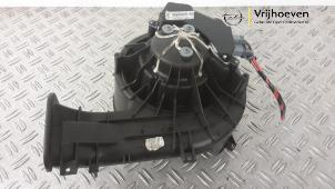 Usados Motor de ventilador de calefactor Opel Vectra C 1.8 16V Precio € 75,00 Norma de margen ofrecido por Autodemontage Vrijhoeven B.V.