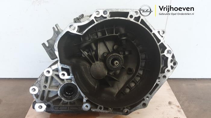 Gebrauchte Getriebe Opel Astra K 1.0 Turbo 12V Preis € 1.200,00 Margenregelung angeboten von Autodemontage Vrijhoeven B.V.