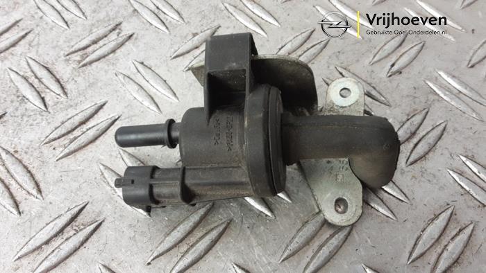 Gebrauchte Evap Ventil Opel Corsa E 1.2 16V Preis € 30,00 Margenregelung angeboten von Autodemontage Vrijhoeven B.V.