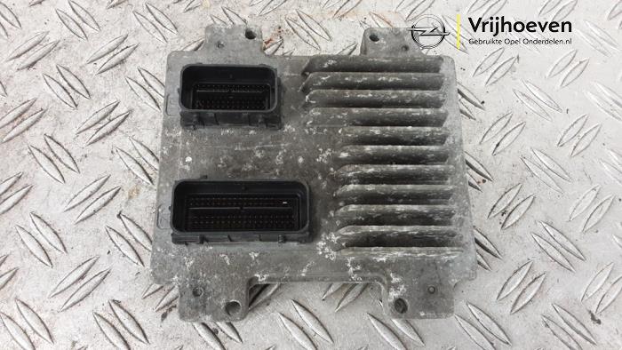 Used Engine management computer Opel Corsa E 1.4 16V Price € 100,00 Margin scheme offered by Autodemontage Vrijhoeven B.V.