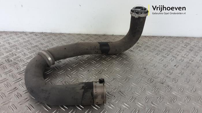 Gebrauchte Intercooler Schlauch Opel Corsa E 1.6 OPC Turbo 16V Preis € 40,00 Margenregelung angeboten von Autodemontage Vrijhoeven B.V.