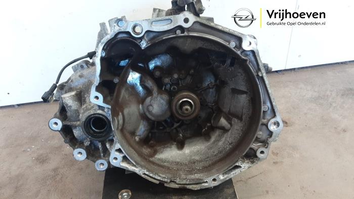 Gebrauchte Getriebe Opel Karl 1.0 12V Preis € 225,00 Margenregelung angeboten von Autodemontage Vrijhoeven B.V.