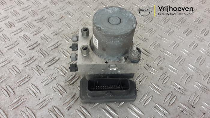 Gebrauchte ABS Pumpe Opel Karl 1.0 12V Preis € 60,00 Margenregelung angeboten von Autodemontage Vrijhoeven B.V.