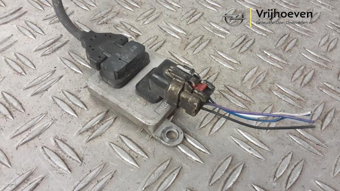 Nox Sensor van een Opel Zafira Tourer (P12) 1.6 CDTI 16V ecoFLEX 120 2016