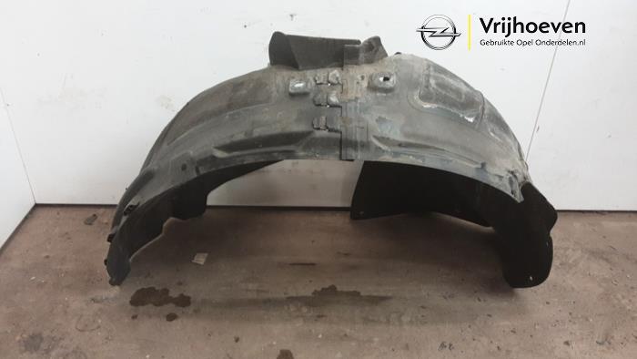Używane Nadkole Opel Zafira Tourer (P12) 1.4 Turbo 16V EcoFLEX Cena € 20,00 Procedura marży oferowane przez Autodemontage Vrijhoeven B.V.