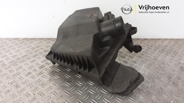 Begagnade Luftfilterhus Opel Zafira Tourer (P12) 1.4 Turbo 16V EcoFLEX Pris € 30,00 Marginaltabell erbjuds av Autodemontage Vrijhoeven B.V.