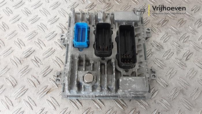Used Engine management computer Opel Mokka/Mokka X 1.6 CDTI 16V 4x2 Price € 100,00 Margin scheme offered by Autodemontage Vrijhoeven B.V.