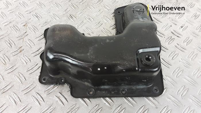 Usagé Couvercle carter Opel Crossland (X) 1.2 Turbo 12V Euro 6 Prix € 40,00 Règlement à la marge proposé par Autodemontage Vrijhoeven B.V.