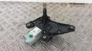 Begagnade Bakre torkarmotor Opel Mokka/Mokka X 1.4 Turbo 16V 4x2 Pris € 25,00 Marginaltabell erbjuds av Autodemontage Vrijhoeven B.V.
