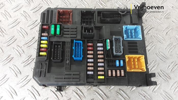 Used Body control computer Opel Corsa F (UB/UH/UP) Electric, Corsa-e 50kWh Price € 150,00 Inclusive VAT offered by Autodemontage Vrijhoeven B.V.