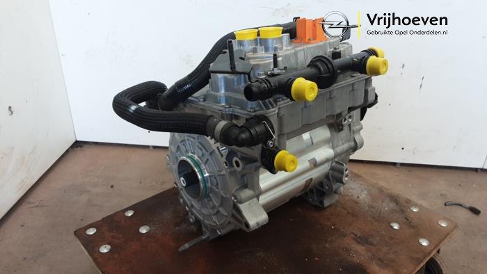 Motor van een Opel Corsa F (UB/UH/UP) Electric, Corsa-e 50kWh 2024