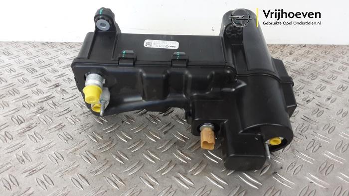 Gebrauchte Klima Kondensor Opel Corsa F (UB/UH/UP) Electric, Corsa-e 50kWh Preis € 65,00 Margenregelung angeboten von Autodemontage Vrijhoeven B.V.
