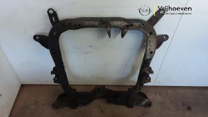 Subframe from a Opel Tigra Twin Top 1.4 16V 2004