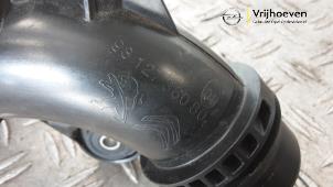 Intercooler Rohr van een Opel Astra L Sports Tourer (F4/FC/FN/FR) 1.2 Turbo 130 12V 2023