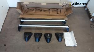 Nuevos Juego de portaequipajes Opel Astra J (PC6/PD6/PE6/PF6) 1.4 16V ecoFLEX Precio € 140,00 IVA incluido ofrecido por Autodemontage Vrijhoeven B.V.