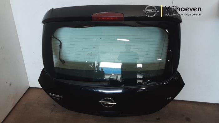 Gebrauchte Heckklappe Opel Corsa D 1.4 16V Twinport Preis € 50,00 Margenregelung angeboten von Autodemontage Vrijhoeven B.V.