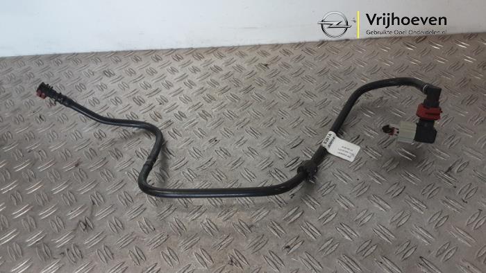 Usagé Conduit (divers) Opel Insignia Sports Tourer 2.0 CDTI 16V Prix € 75,00 Règlement à la marge proposé par Autodemontage Vrijhoeven B.V.