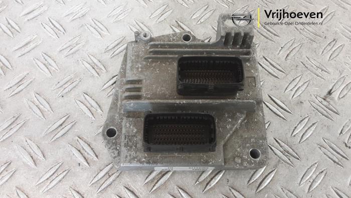 Used Engine management computer Opel Astra H (L48) 1.6 16V Twinport Price € 300,00 Margin scheme offered by Autodemontage Vrijhoeven B.V.