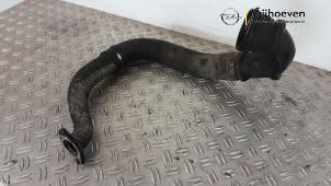 Intercooler Schlauch van een Opel Astra J GTC (PD2/PF2) 2.0 CDTI 16V ecoFLEX 2013