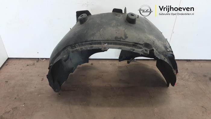 Używane Nadkole Opel Adam 1.2 Cena € 25,00 Procedura marży oferowane przez Autodemontage Vrijhoeven B.V.