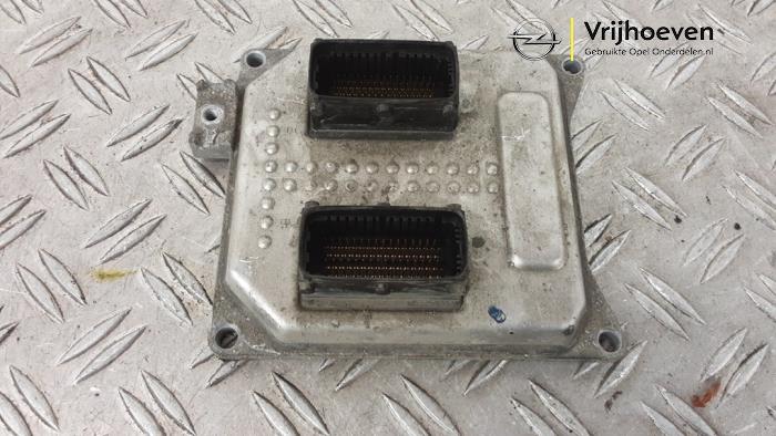 Used Engine management computer Opel Astra H (L48) 1.8 16V Price € 250,00 Margin scheme offered by Autodemontage Vrijhoeven B.V.