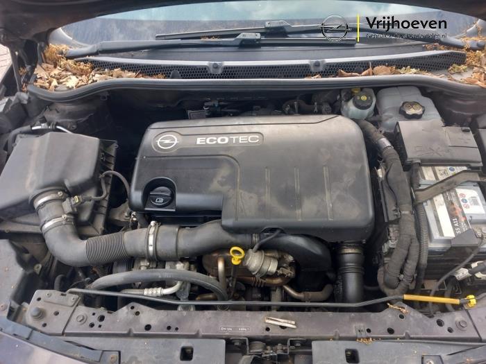 Gebrauchte Getriebe Opel Astra J Sports Tourer (PD8/PE8/PF8) 1.7 CDTi 16V Preis € 350,00 Margenregelung angeboten von Autodemontage Vrijhoeven B.V.