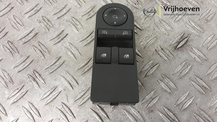 Usados Interruptor combinado de ventanillas Opel Zafira (M75) 1.8 16V Ecotec Precio € 50,00 Norma de margen ofrecido por Autodemontage Vrijhoeven B.V.
