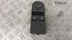 Used Multi-functional window switch Opel Zafira (M75) 1.8 16V Ecotec Price € 50,00 Margin scheme offered by Autodemontage Vrijhoeven B.V.