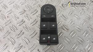 Used Multi-functional window switch Opel Astra H Twin Top (L67) 1.8 16V Price € 50,00 Margin scheme offered by Autodemontage Vrijhoeven B.V.
