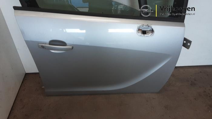 Portière 4portes avant droite d'un Opel Meriva 1.4 16V Ecotec 2012