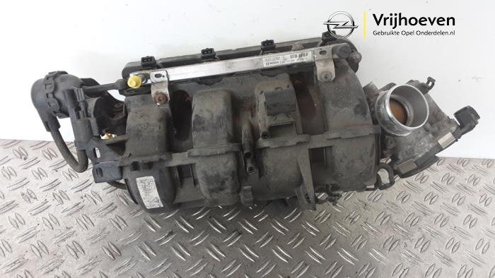 Używane Kolektor dolotowy Opel Meriva (B) 1.4 16V Ecotec Cena € 450,00 Procedura marży oferowane przez Autodemontage Vrijhoeven B.V.