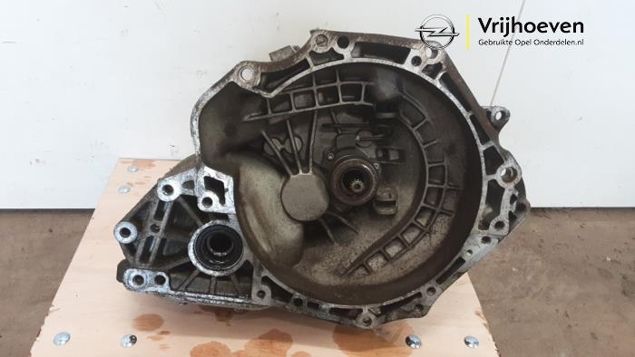 Gebrauchte Getriebe Opel Astra H Twin Top (L67) 1.8 16V Preis € 400,00 Margenregelung angeboten von Autodemontage Vrijhoeven B.V.