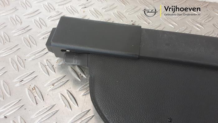 Bâche coffre à bagages d'un Opel Astra J Sports Tourer (PD8/PE8/PF8) 1.6 Turbo 16V 2012