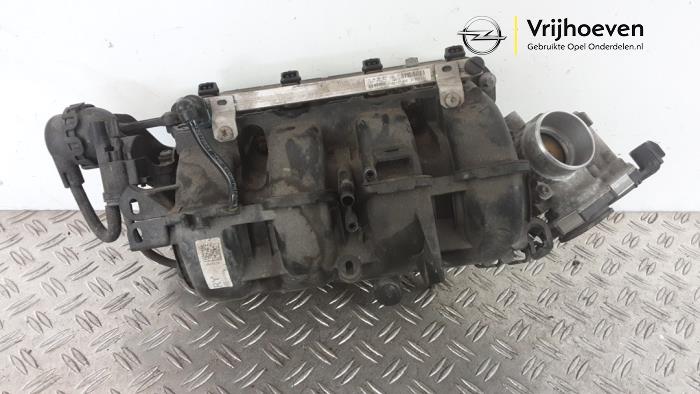 Używane Kolektor dolotowy Opel Meriva (B) 1.4 16V Ecotec Cena € 450,00 Procedura marży oferowane przez Autodemontage Vrijhoeven B.V.