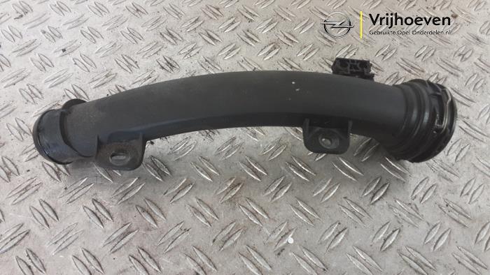 Gebrauchte Intercooler Rohr Opel Crossland (X) 1.2 Turbo 12V Preis € 20,00 Margenregelung angeboten von Autodemontage Vrijhoeven B.V.