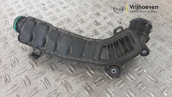 Gebrauchte Intercooler Rohr Opel Crossland (X) 1.2 Turbo 12V Preis € 25,00 Margenregelung angeboten von Autodemontage Vrijhoeven B.V.