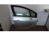 Portière 4portes avant droite d'un Opel Meriva, 2010 / 2017 1.4 16V Ecotec, MPV, Essence, 1.398cc, 74kW (101pk), FWD, A14XER; B14XER, 2010-06 / 2017-03 2011