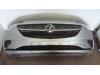 Parachoques de un Opel Corsa E 1.4 16V 2016