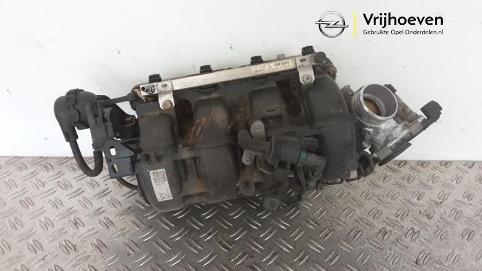 Używane Kolektor dolotowy Opel Meriva (B) 1.4 16V Ecotec Cena € 450,00 Procedura marży oferowane przez Autodemontage Vrijhoeven B.V.