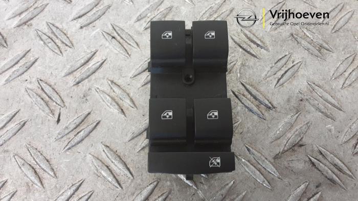 Usados Interruptor combinado de ventanillas Opel Meriva (B) 1.4 Turbo 16V ecoFLEX Precio € 20,00 Norma de margen ofrecido por Autodemontage Vrijhoeven B.V.