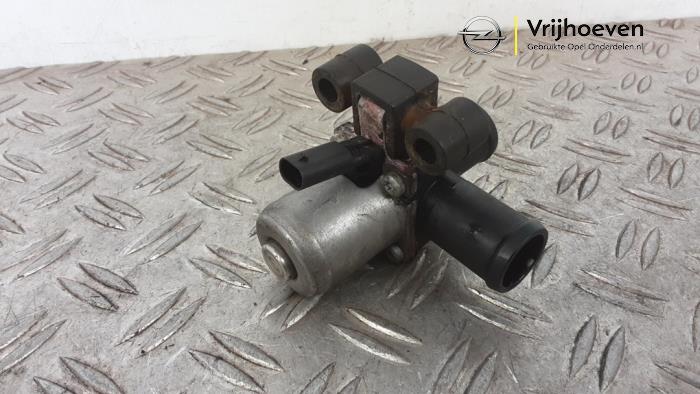 Begagnade Extra vattenpump Opel Meriva (B) 1.4 Turbo 16V ecoFLEX Pris € 30,00 Marginaltabell erbjuds av Autodemontage Vrijhoeven B.V.
