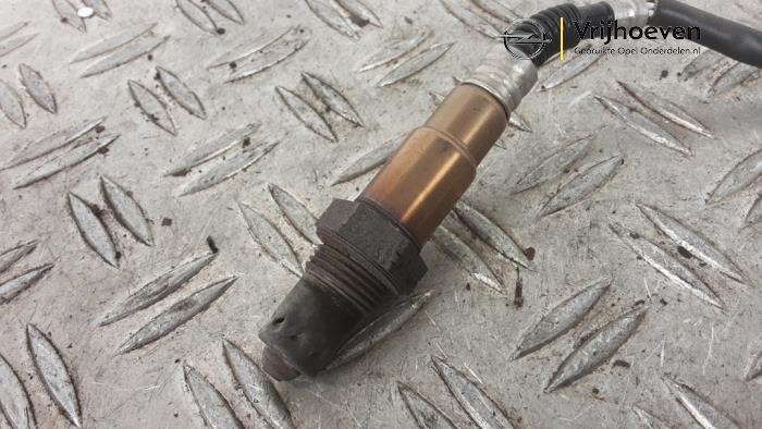 Lambda probe from a Opel Astra K Sports Tourer 1.2 Turbo 12V 2022